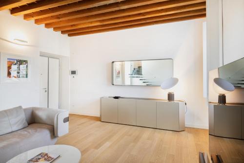 Easylife - Milano - Piazza Santo Stefano 12 - Duomo