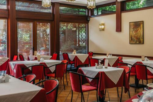Restaurace v ubytování Hotel Rinno