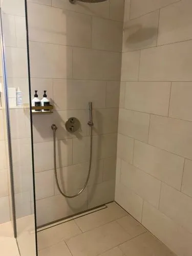 Pure Berlin Apartments - for up to 5 guests near Uber Arena, central, stylish photo 152