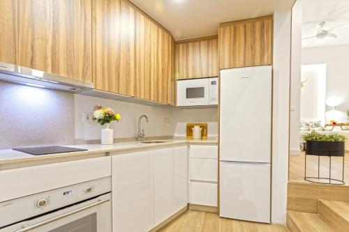 -MalagaSunApts- CityCenter Spacious Studio