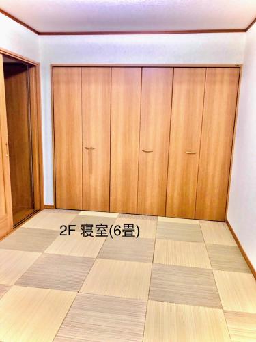 Fotografie z fotogalerie ubytování 北軽井沢おもちゃ王国車5分 1棟貸切 107平米3LDK 雨もbbq可能 小学生3名まで無料 アメニティ完備 v destinaci Kita-karuizawa