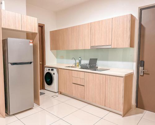 Kuchyň nebo kuchyňský kout v ubytování Starry x A35 GREEN HAVEN I SeaView & High Floor