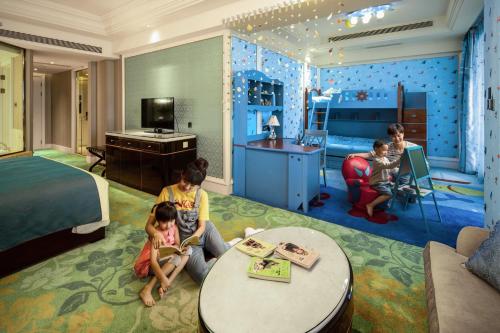 Χώρος καθιστικού στο InterContinental Chengdu Global Center by IHG
