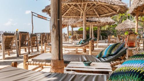 Фотография из галереи Bahari Beach Bungalows в Джамбиани