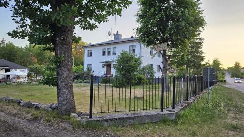 Κήπος έξω από το Ankis Bed and Brekfast, Vimmerby