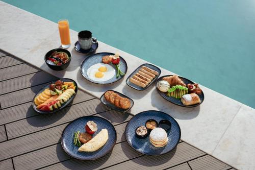 Jídlo v rezortu nebo okolí