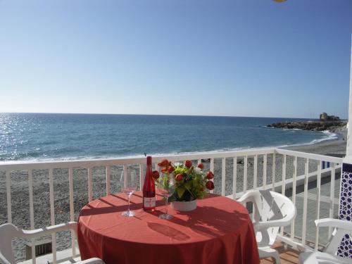 Galeriebild der Unterkunft Apartamentos Lual Torrecilla in Nerja