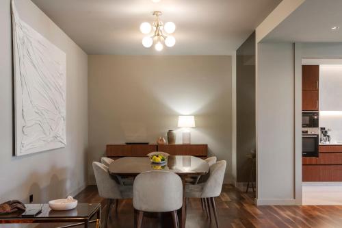 Savoy Residence Casa Branca II by an island apart