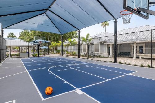 Marriott's Cypress Harbour Villas photo 43
