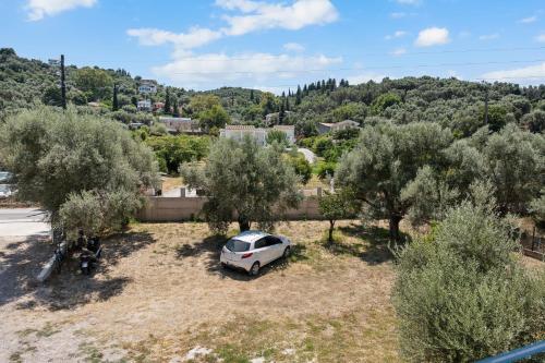 Gambar di galeri bagi Robin's di Lefkada Town