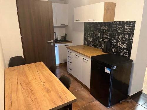 Η κουζίνα ή μικρή κουζίνα στο Zajazd Jurajski