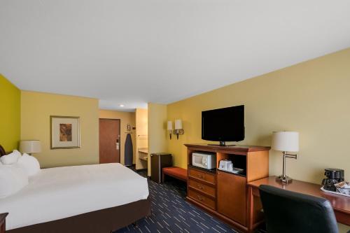 Americas Best Value Sandman Inn – Photos 5