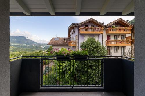 Nespecifikovaný výhled na hory nebo výhled na hory při pohledu z hotelu