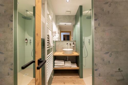 Koupelna v ubytování Hotel Alt Spaur