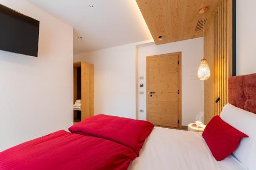 Postel nebo postele na pokoji v ubytování Hotel Alt Spaur