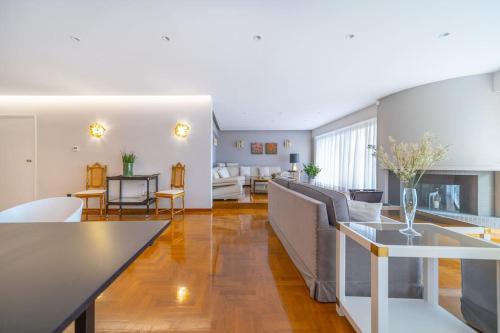 The HostMaster Luminous Elite Estate