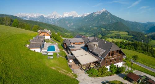 Naturlandschaft in der Nähe of country house