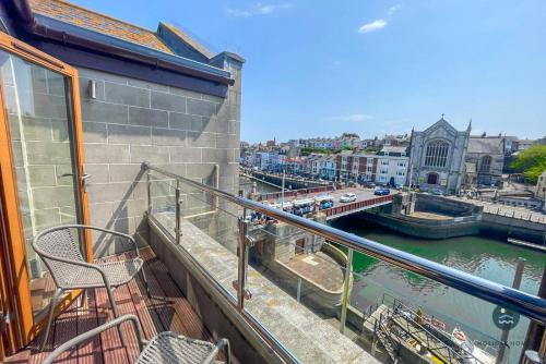 Townbridge Penthouse – Photos 2