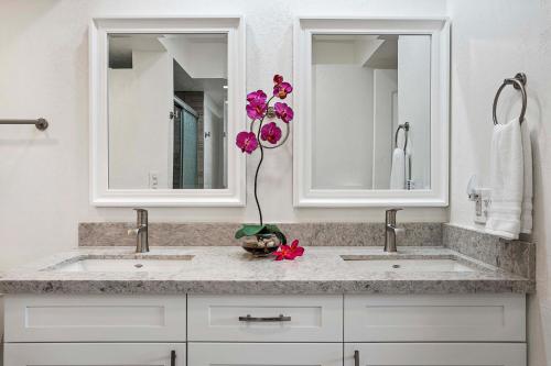 A bathroom at Casa de Emdeko 202