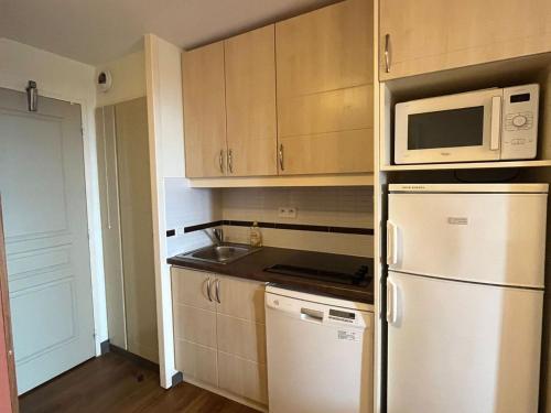 Appartement Saint-Raphaël, 3 pièces, 6 personnes - FR-1-504-668