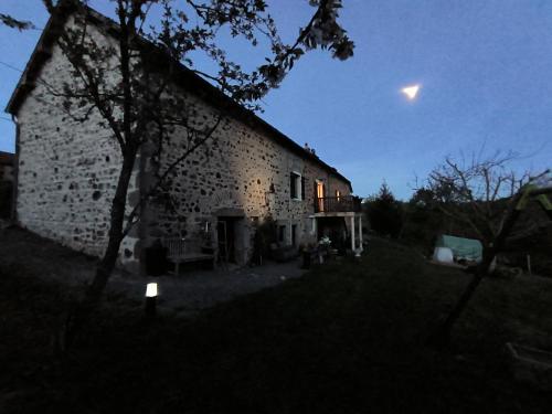 Το κτήριο όπου στεγάζεται  το bed & breakfast