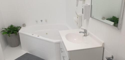 Gallery image of Jillaroo Motor Inn in Glen Innes