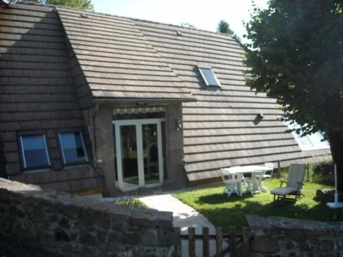 Gîte Mandailles-Saint-Julien, 4 pièces, 6 personnes - FR-1-742-133
