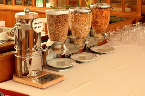 Jídlo v hotelu nebo okolí