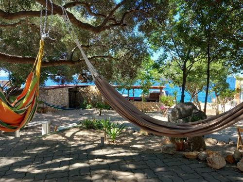 Hana Beach Apartment