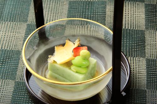 a bowl of food sitting on a plate at Tensui Saryo in Hakone