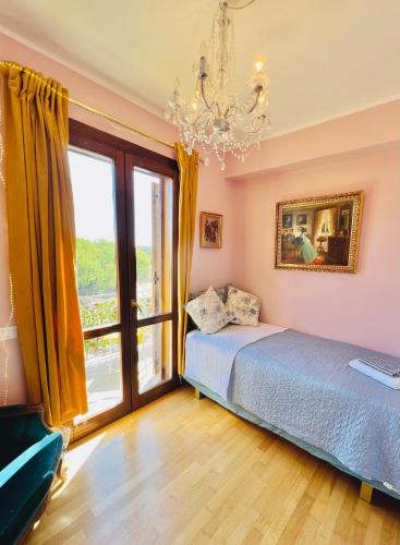 Ένα ή περισσότερα κρεβάτια σε δωμάτιο στο Esmaraldas House of Love