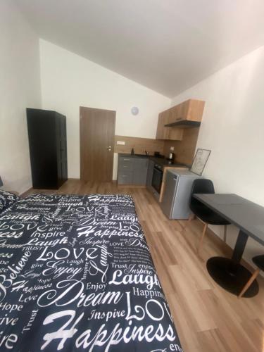 Kuchyň nebo kuchyňský kout v ubytování Černá Růže - Apartmán 7