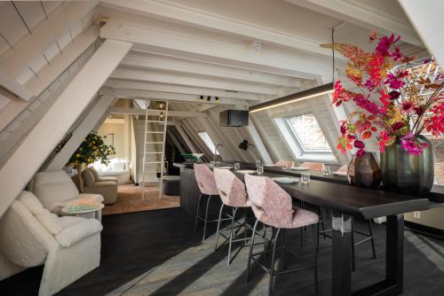 Un lugar para sentarse en The River Suites