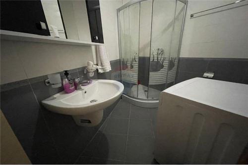 Vlora Deluxe Apartment - Imazhi 2