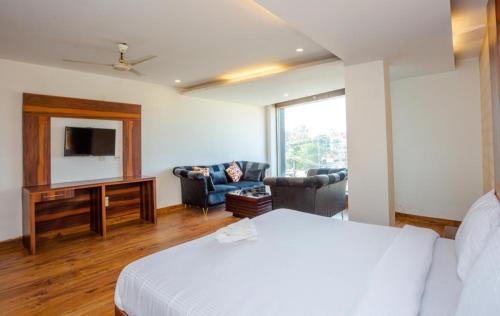 Una cama o camas en una habitación de Hotel DOON