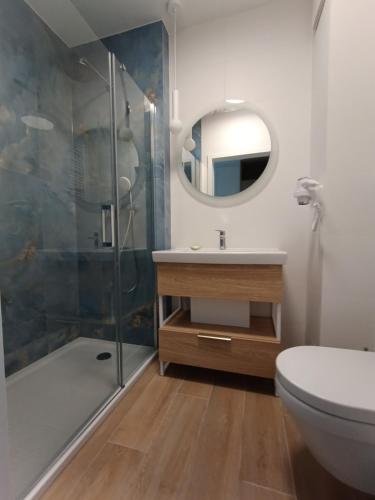 Ένα μπάνιο στο BelMare 327 Aqua