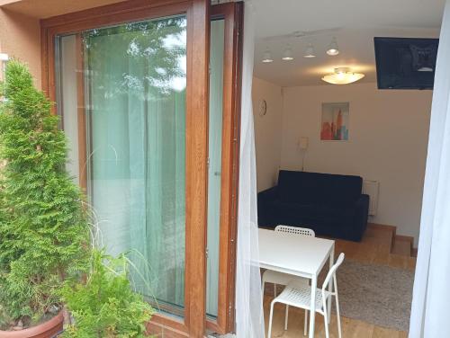 Et opholdsområde på Hoffberg Apartments