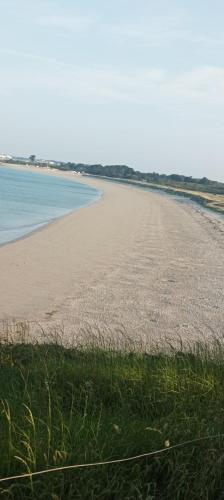 Appartement vue mer exceptionnelle à 100m très belle plage