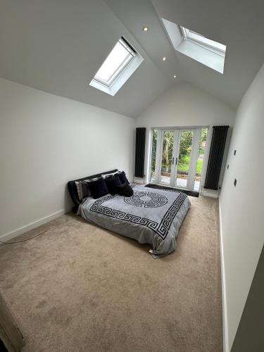 Gallery image of Your Perfect Getaway with Hot Tub in Hale