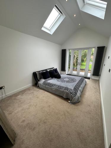 Gallery image of Your Perfect Getaway with Hot Tub in Hale