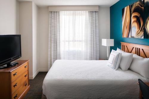 Residence Inn by Marriott Las Vegas Hughes Center Image