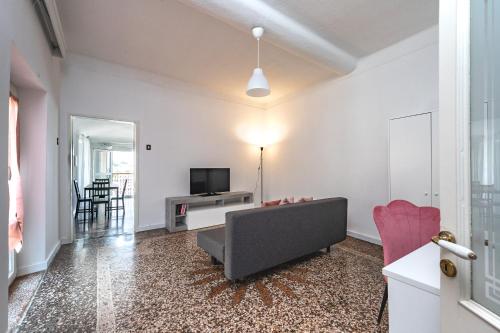 Gallery image of Seaside Apartment Genova in Genova