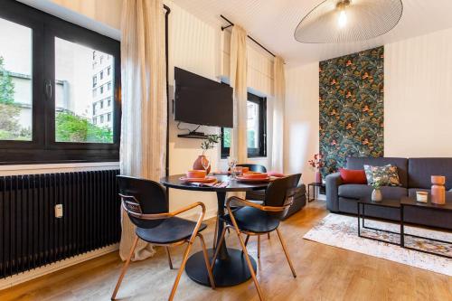 Luxuous loft in the jourdains'village-Imhost