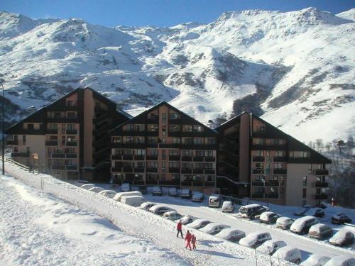 Studio ski-in/ski-out avec balcon, animaux acceptés - FR-1-344-1181
