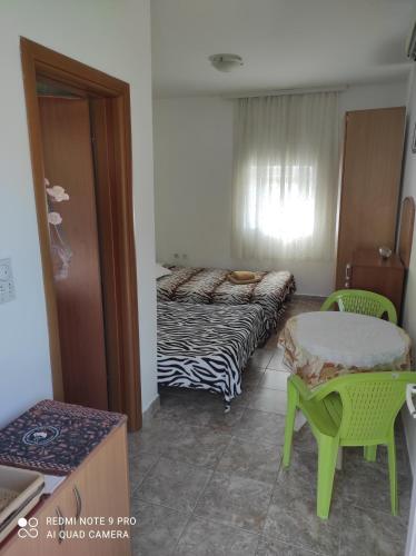 Postel nebo postele na pokoji v ubytování Guesthouse PLANINA