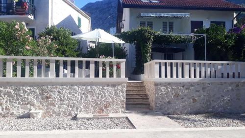 Summer House Bella on the Beach