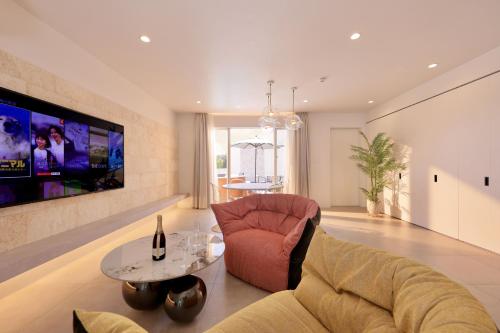 Μια τηλεόραση ή/και κέντρο ψυχαγωγίας στο Crystal Villa Bayside