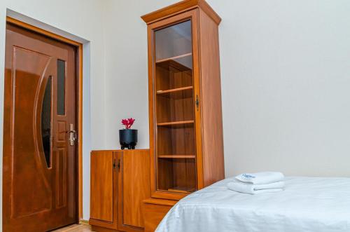 Кровать или кровати в номере Hostel Compass 3