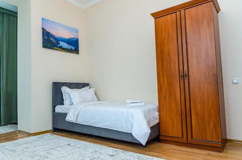Кровать или кровати в номере Hostel Compass 3