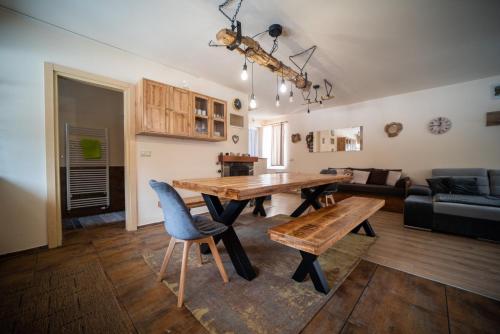 Posezení v ubytování Wellness & Spa Hotel Čertov
